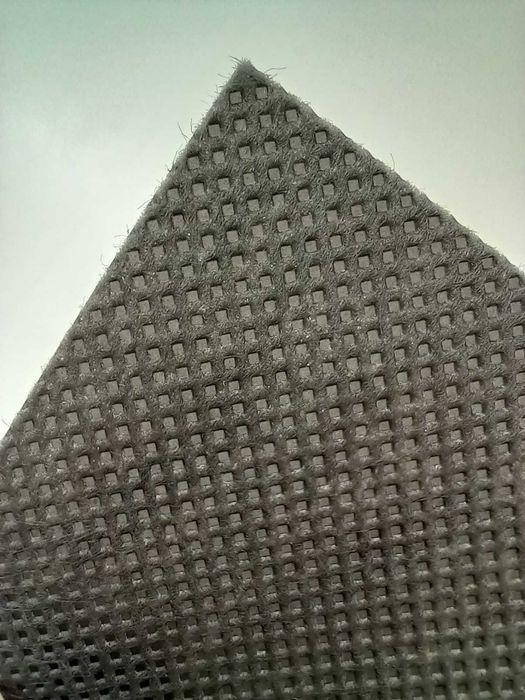TAŚMA OGRODZENIOWA na płot 19cm x 50 m + klipsy