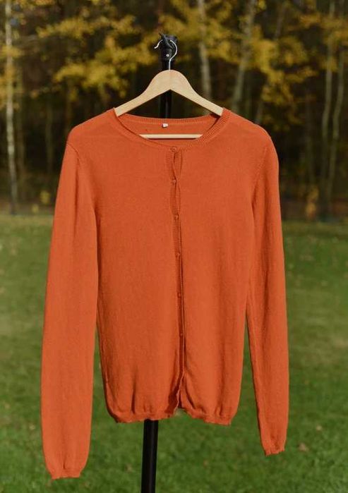 Piękny damski sweter kaszmirowy rozpinany guzikami 38 M – 100% kaszmir