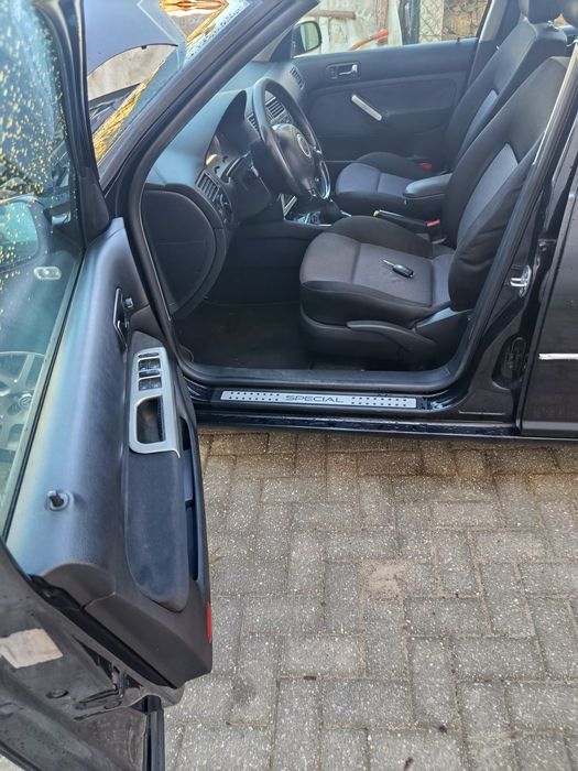 Automóvel VW Bora 190 TDI 115 CV