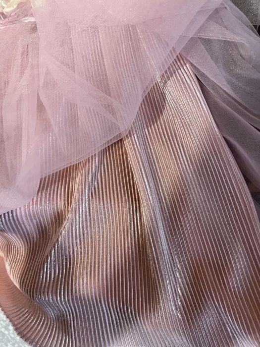 Плаття на дівчинку