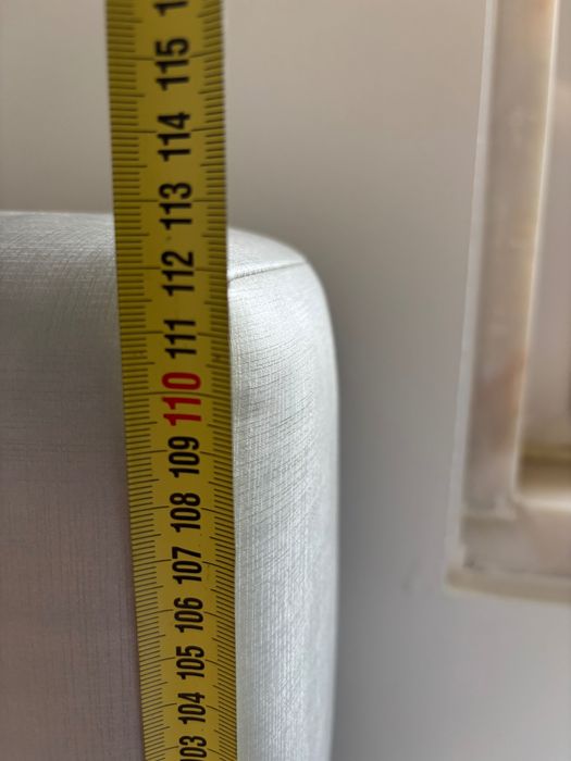 Sommier com cabeceiro e colchão