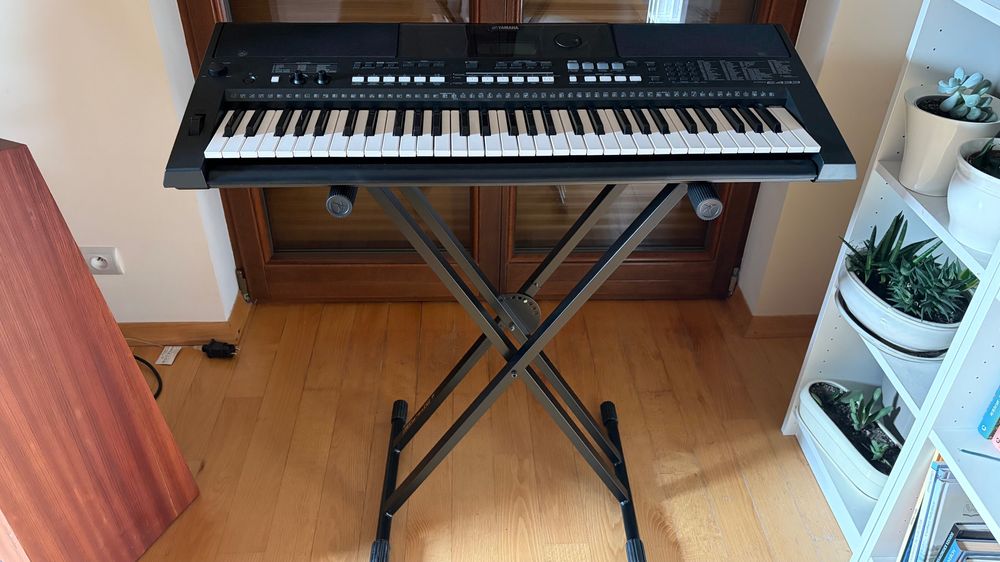 digital keyboard yamaha + książka użytkownika+pokrowiec na instrument