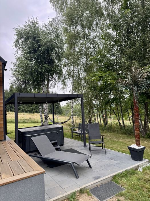 Domek z jacuzzi nad Jeziorem Złotnickim Karłowice