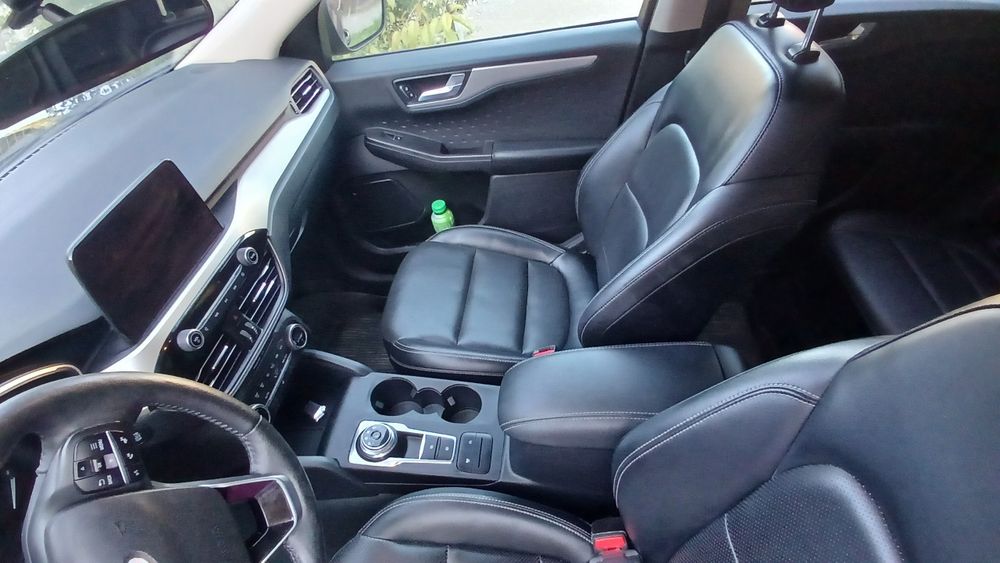 Ford Escape SEL (2020 рік)