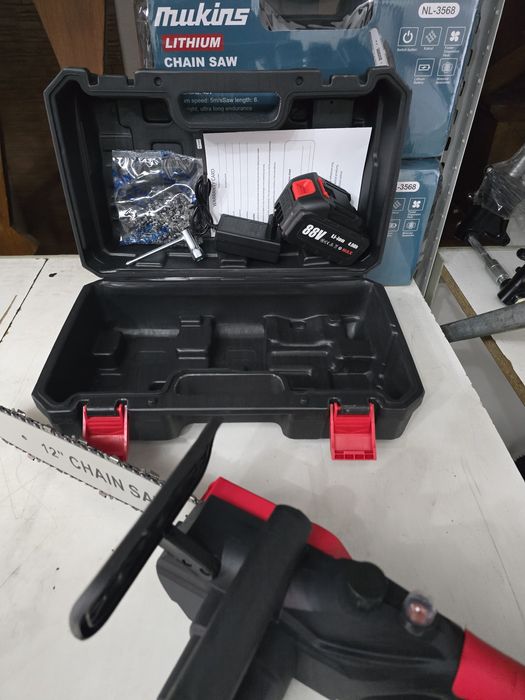 Motoserra electrica 12 polgadas com 2 baterias e 2 corentes