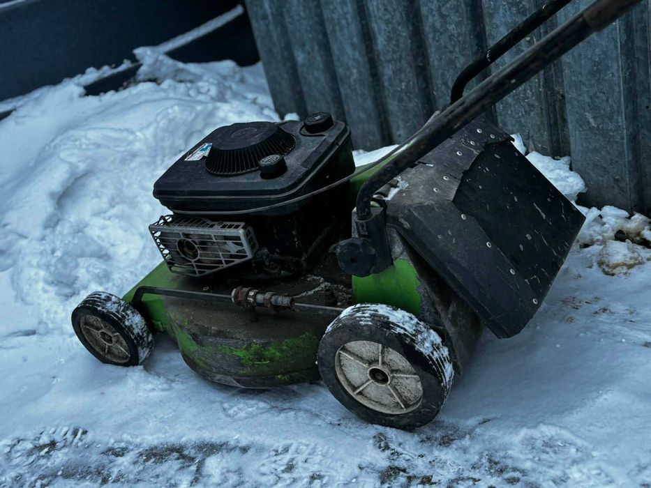 Kosiarka spalinowa pchana ( na części )