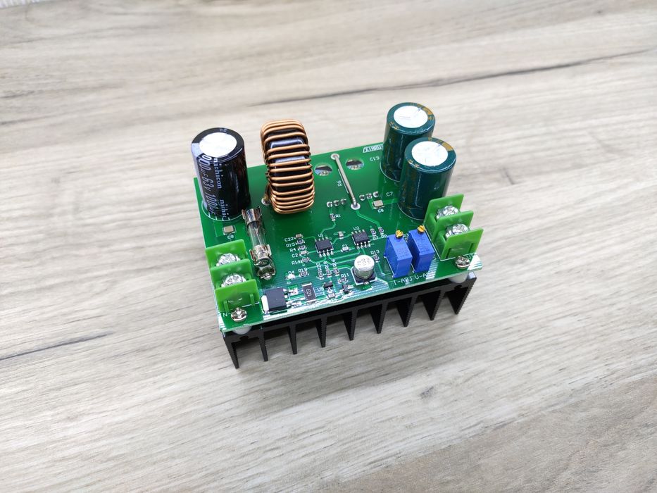 Повышающий преобразователь 12 - 80 вольт 600Вт