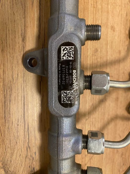 Listwa wtryskowa BMW G11 G12 BOSCH