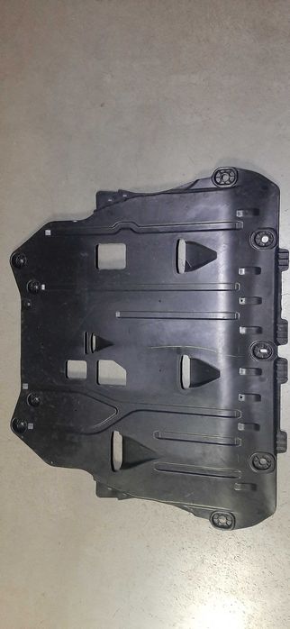 Захист плита під двигун Volvo xc40, 8892069445, 32241301, 32352480