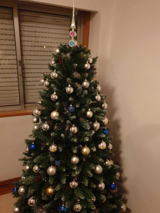 Árvore de Natal com 1,80 cm