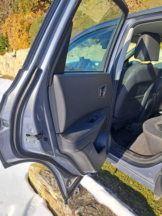 Nissan QASHQAI  2.0 benzyna 2008r