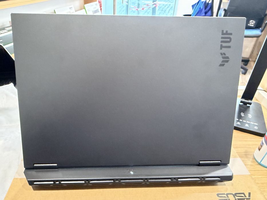 Computador ASUS  TUG Gaming F16 (Novo)