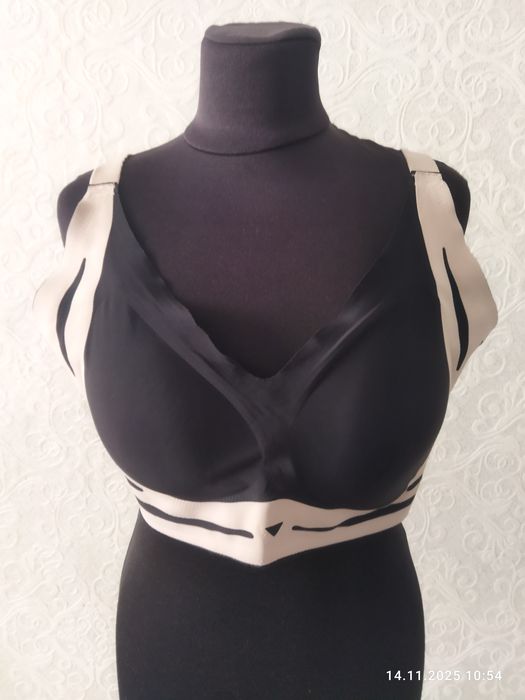 Бюстгальтер безшовний 95-105 D-F