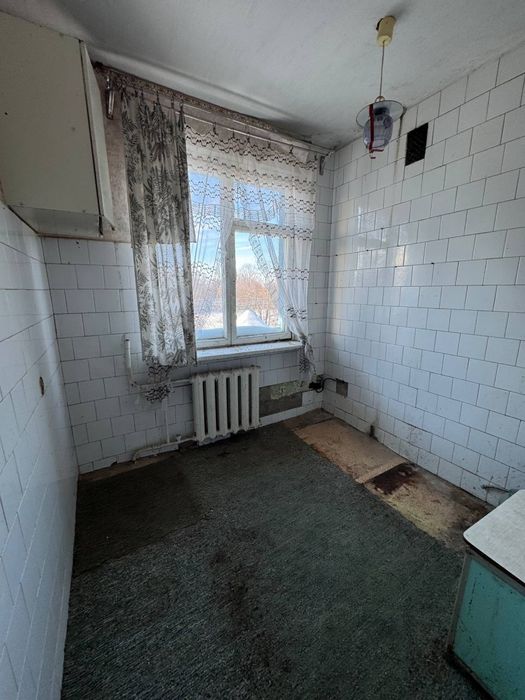 Продажться бюджетна 3х кімнатна квартира по вул.Дружби Народів.