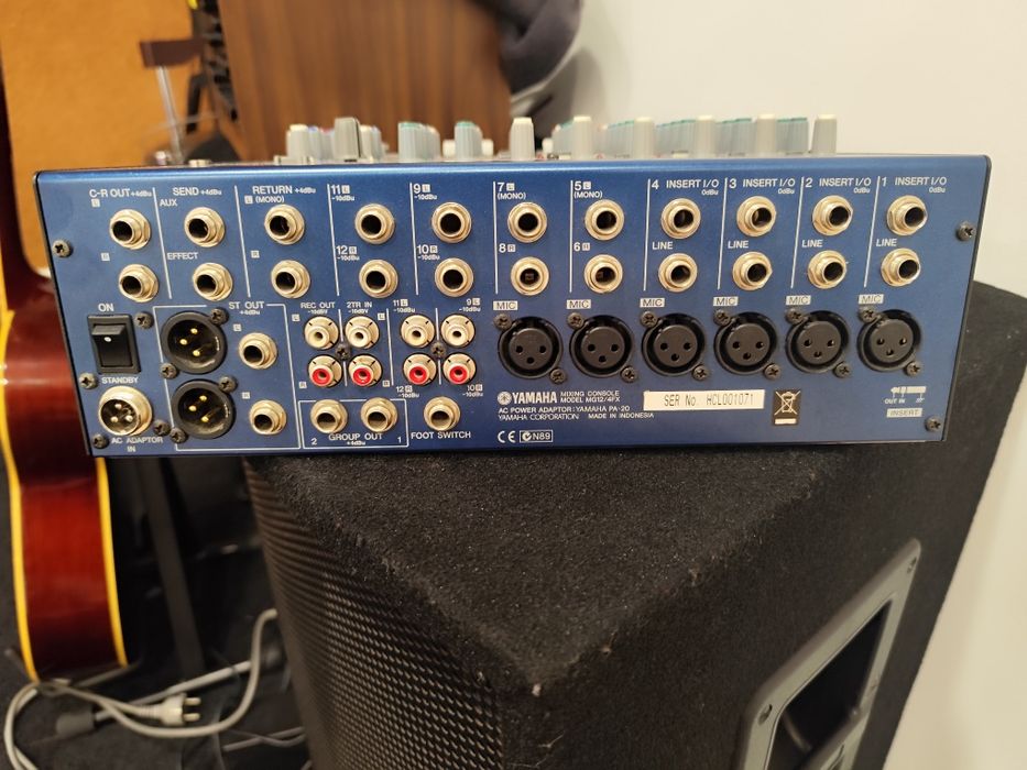 Mesa de mistura analógico yamaha