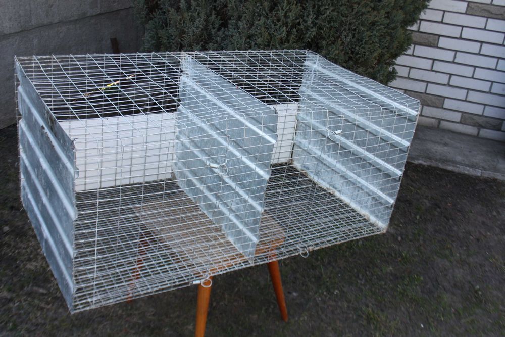 Клетки для кролей, кур. Клетки для кроликов. Количество - 4 штук.