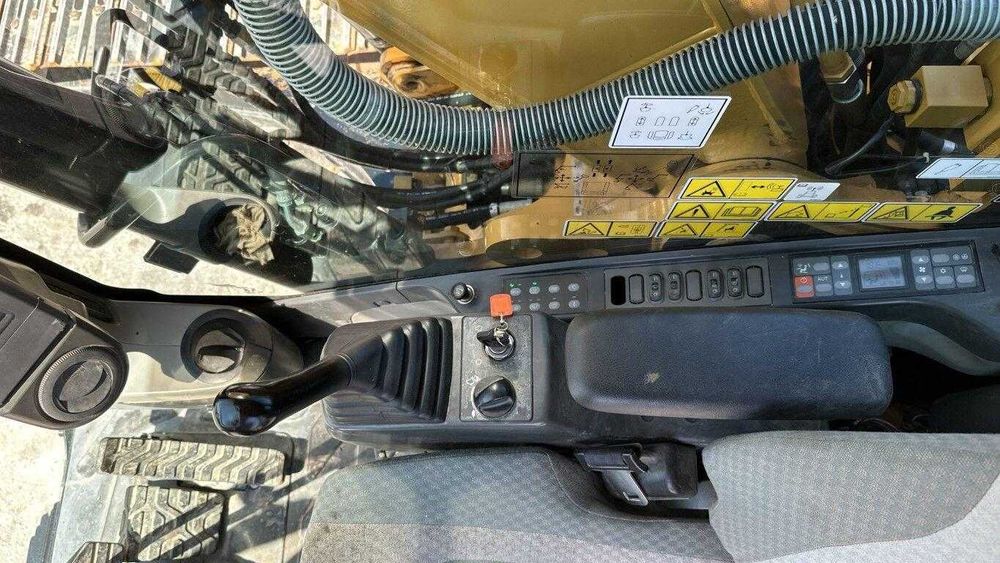 Caterpillar 320D  2010 Дуже хороший стан – 0% ПДВ – Доставка в Україну