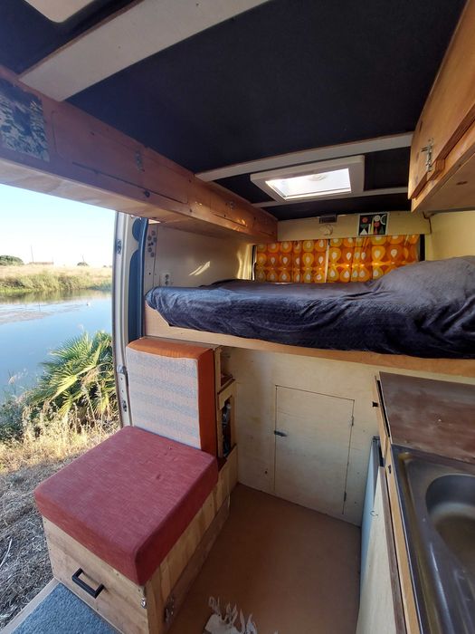 Peugeot Boxer L2H2 Campervan – Pronta para Partir à Aventura!
