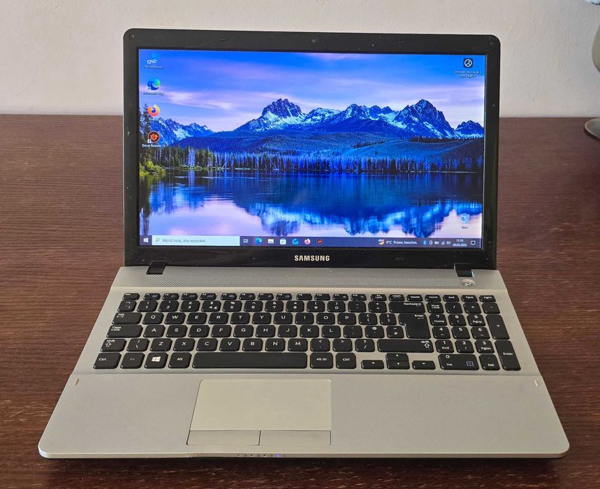 Samsung 300E/Celeron/6gb/500gb/Zasilacz