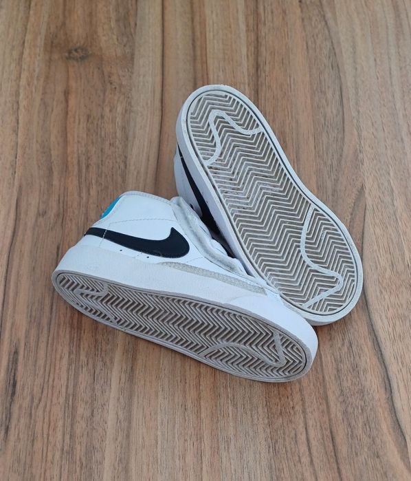 Nike Blazer Mid дитячі високі кеди кросівки кросовки хайтопи на хлопчика 25-26р