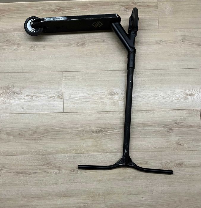 Hulajnoga Striker Benj No Limit Black