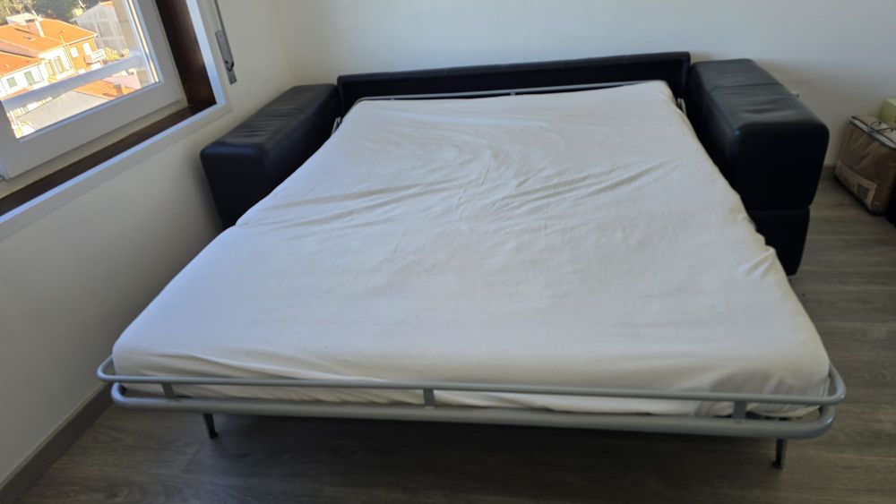 Sofá-Cama 2 Lugares em tecido e couro sintético