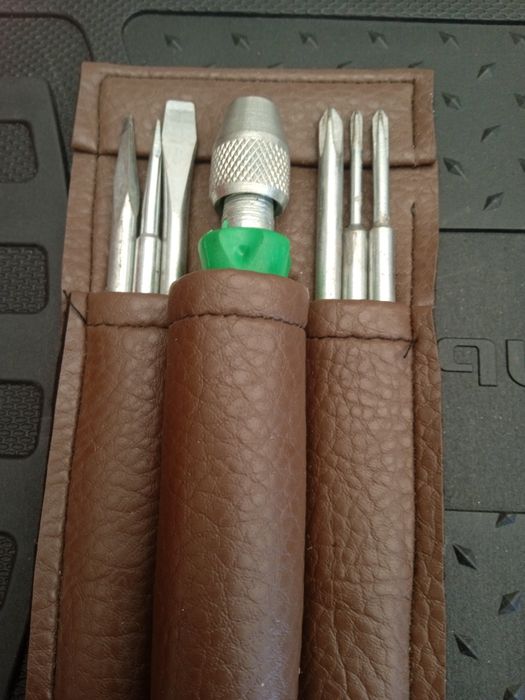 Набор отвёрток в чехле и др(350грн - один)Сталь.Отвёртки поштучно.