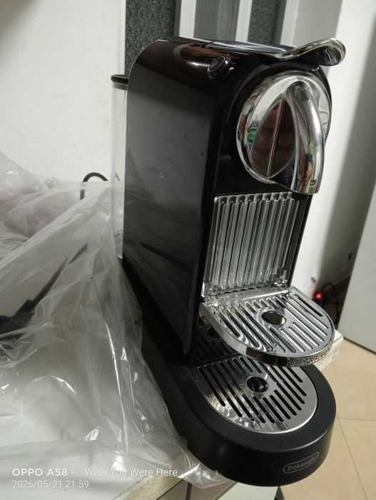 MÁQUINA  de  CAFÉ