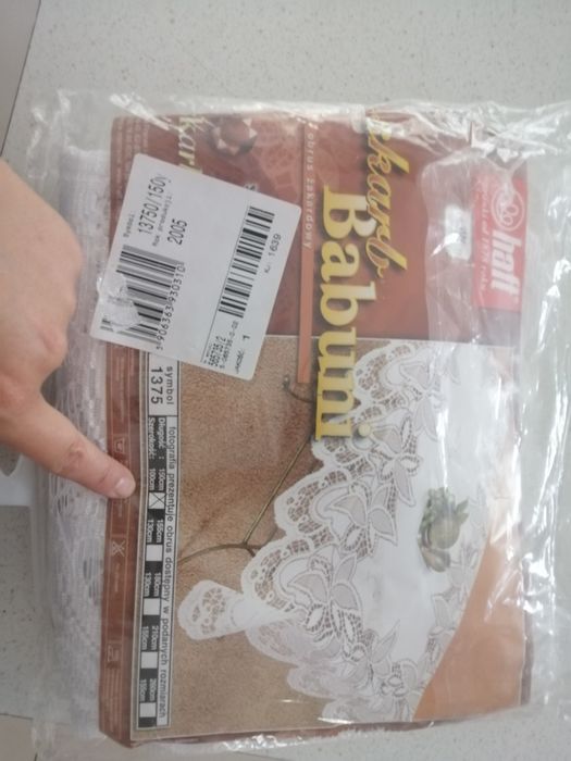 Skarb babuni obrus żakardowy 150/100
