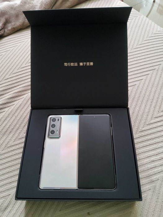 Telemóvel Honor Magic V2 Silver, dobrável, debloqueado, completo na caixa 256gb/16GB