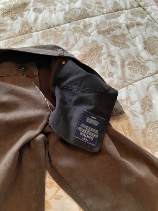 Calças da marca "Gant", cor castanho