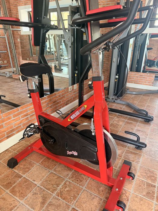 Bicicleta de Spinning Miralago SpinBike 3002 – Profissional