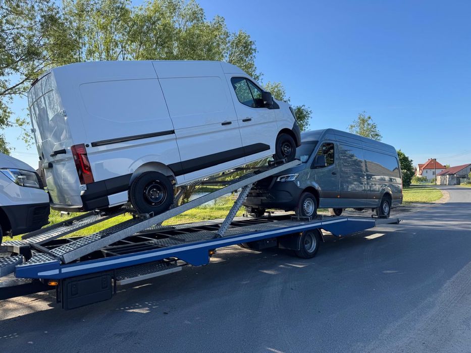 Przyczepa laweta autotransporter