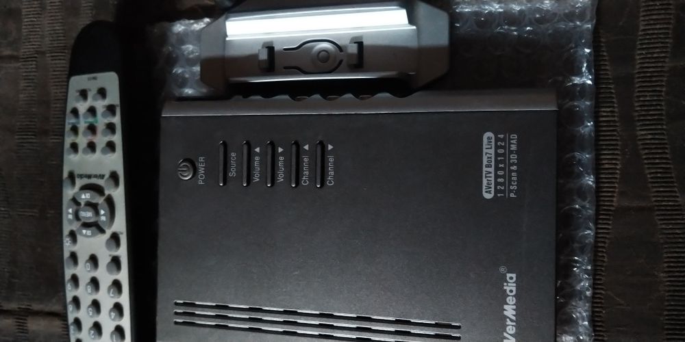 ТВ тюнер зовнішній AverTV Box7 Live