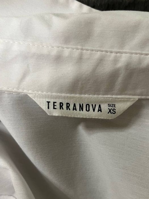 Біла рубашка жіноча xs