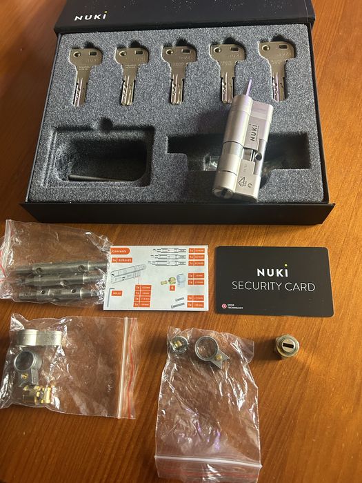Canhão fechadura NUKI -Novo na caixa com todos os acessorios