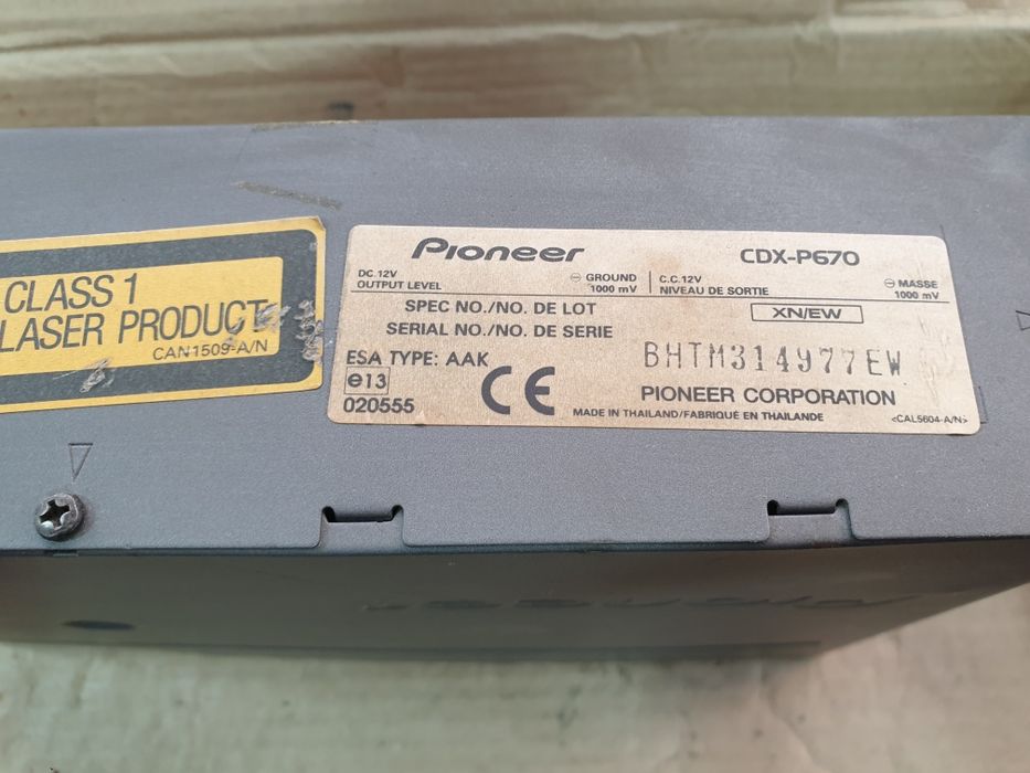 CD чейнджер  Pioneer CDX-P670