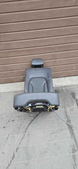 Fotel prawy tył kanapa oparcie Skóra Audi Q5 8R 08-12