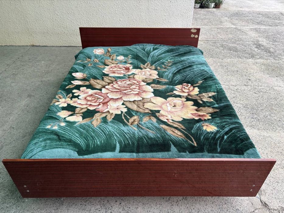 Кровать Ліжко в гарному стані