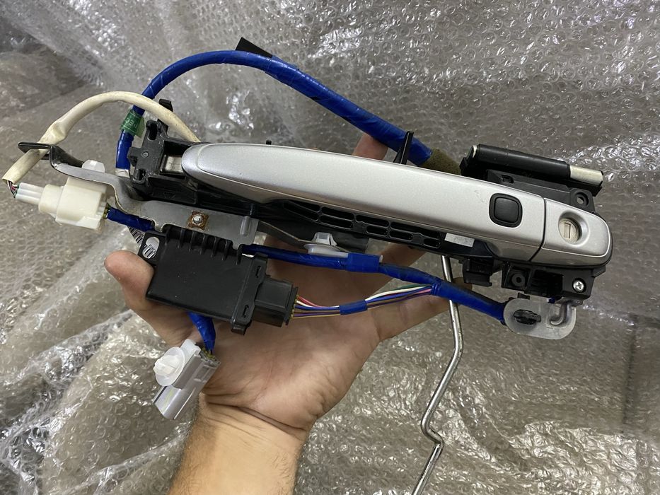 Дверная ручка камри 40 camry 40