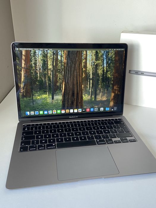 Apple MacBook Air 13" Retina (2020) | Intel Core i3 | 8GB RAM | 256GB SSD | Bateria 112 Ciclos | Completo na Caixa
