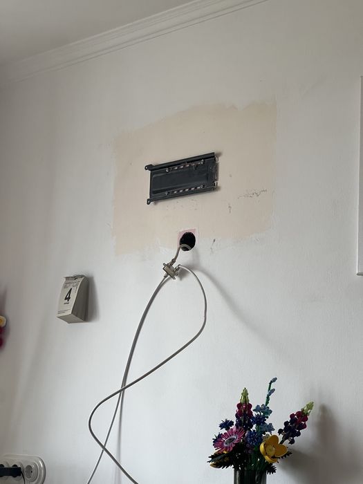 Телевізор Philips 26PF5321. Є кріплення.