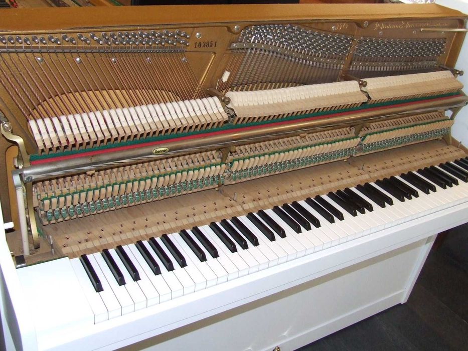 Pianino Grotrian Steinweg mod 110, białe, made in Germany