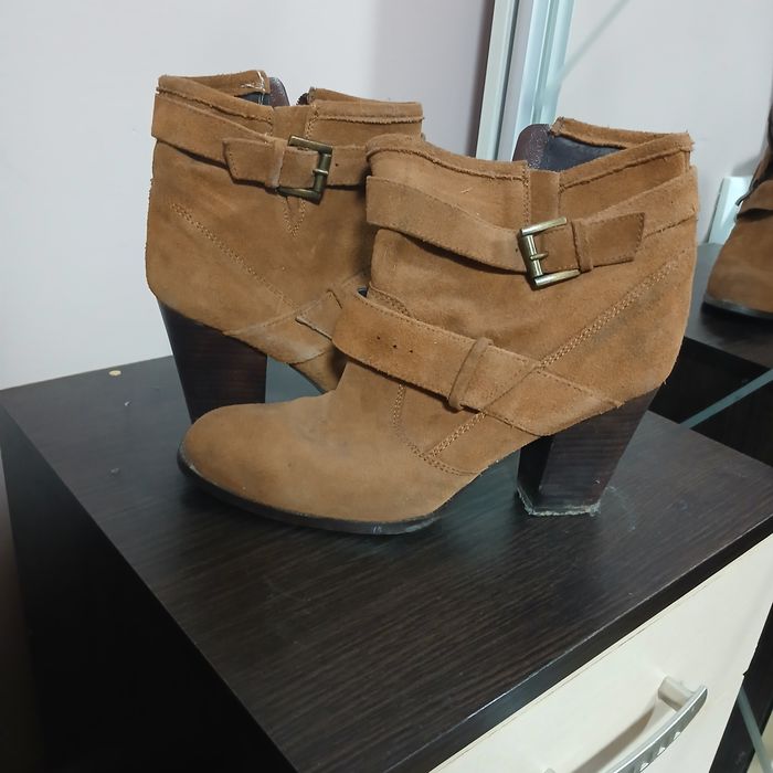 Ботильйони замшеві