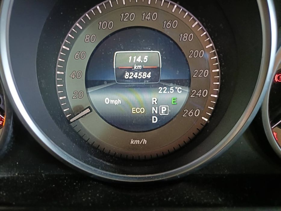 Mercedes E220cdi bluetec — photo 4
