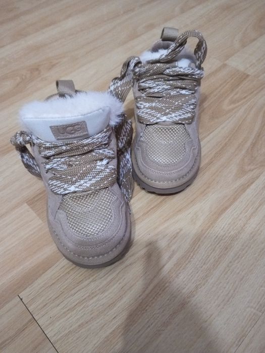 Продаються дитячі весняні кросівки, розмір 34, по собівартості