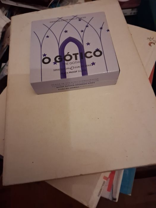 Moeda prof o gótico e Fénix