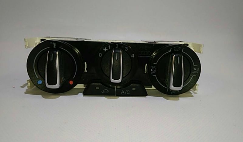Botão / interruptor do AC AUDI A1 Sportback (8XA, 8XF)