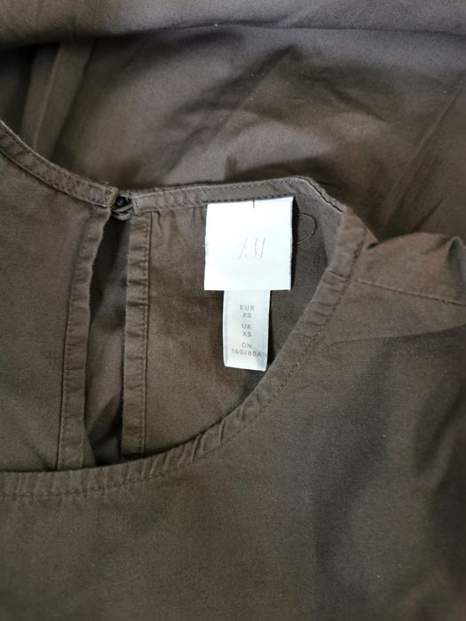 Świetna sukienka w falbany H&M
