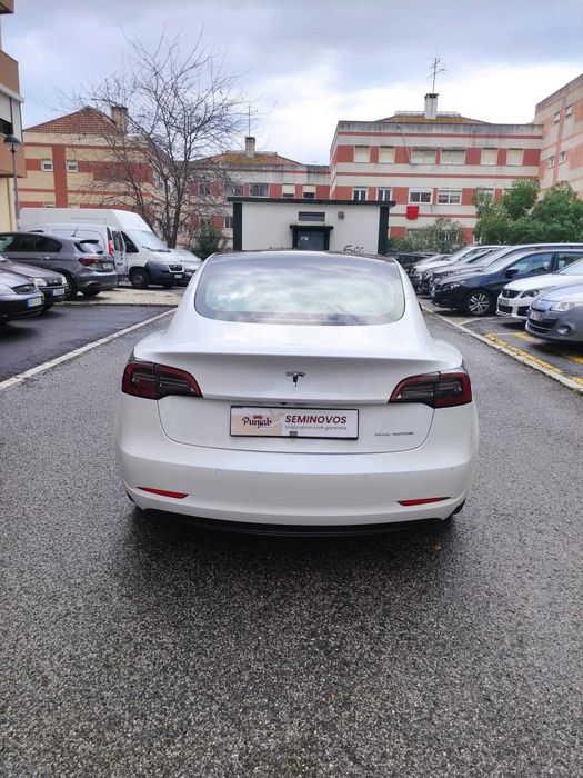 TESLA MODEL 3 a Venda -Otima Oferta -Pouco Uso - Aproveite